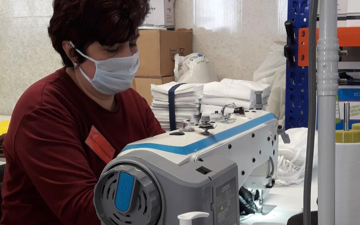 Armenian apparel manufacturers establish mask production lines  to help fight coronavirus 