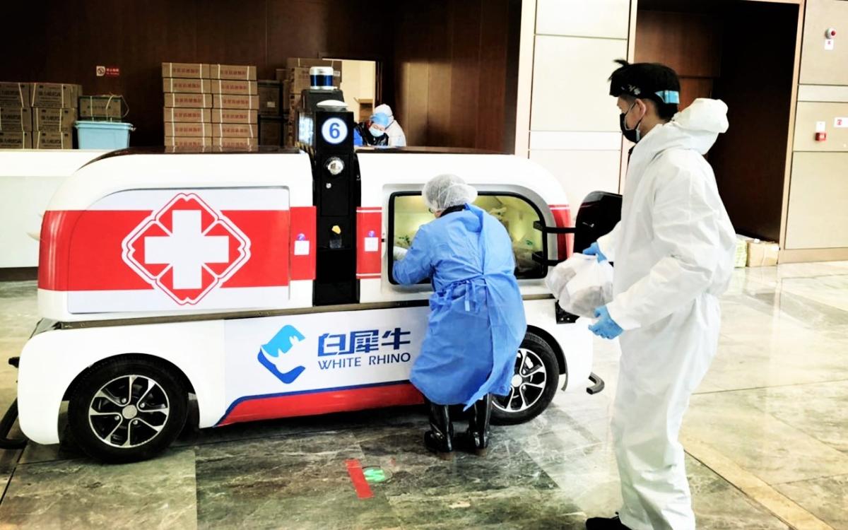 ITPO Shanghai partners with White Rhino Auto company  Robot delivery vehicles deployed to help with COVID-19 
