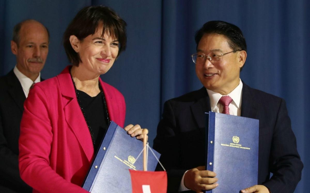 UNIDO and Switzerland sign agreement to strengthen strategic partnership in the field of trade and competitiveness
